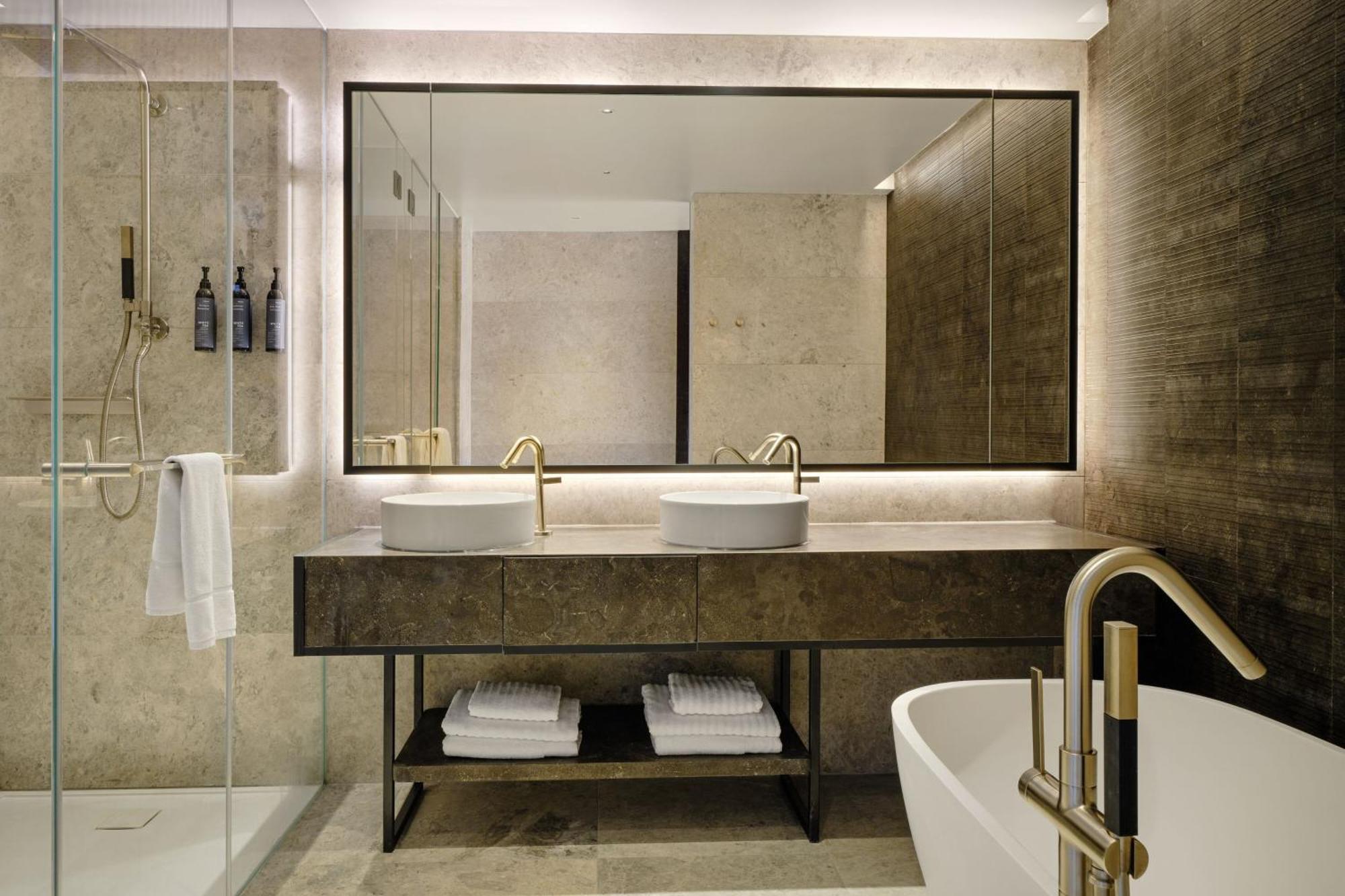 The Grosvenor Three-Bedroom Residence