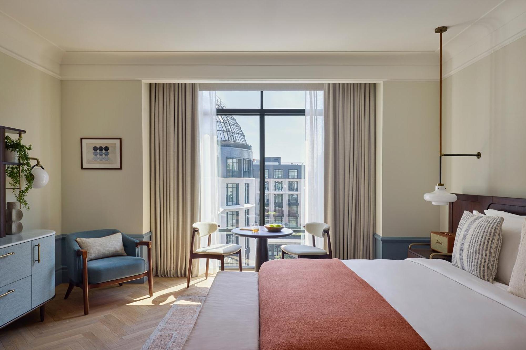 Premier Room