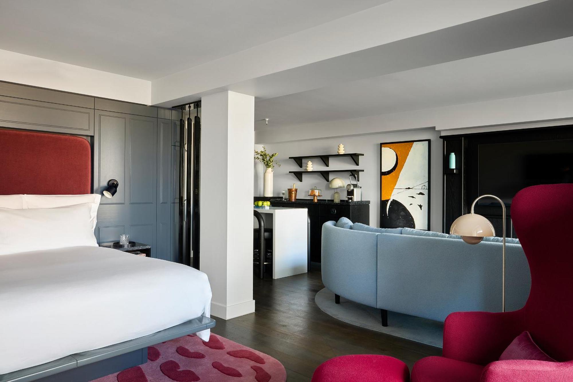 Riverview Balcony Suite