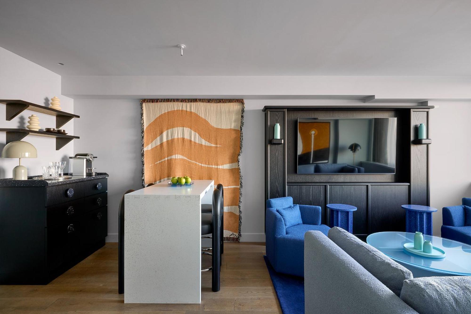 Riverview One Bedroom Suite