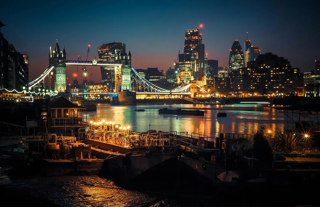 City Vibes Stay Near Spitalfields Market-1