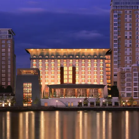 Canary Riverside Plaza Hotel-2