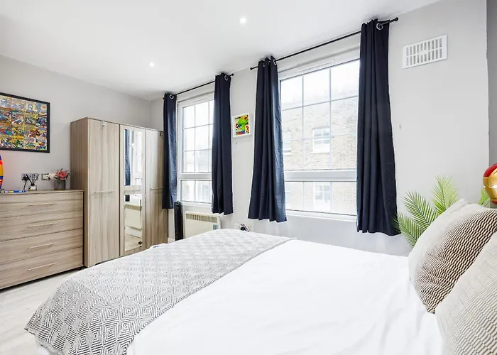 City Vibes Stay Near Spitalfields Market London