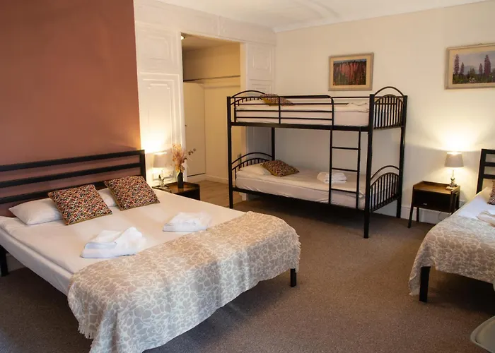 72Qt Hotel London